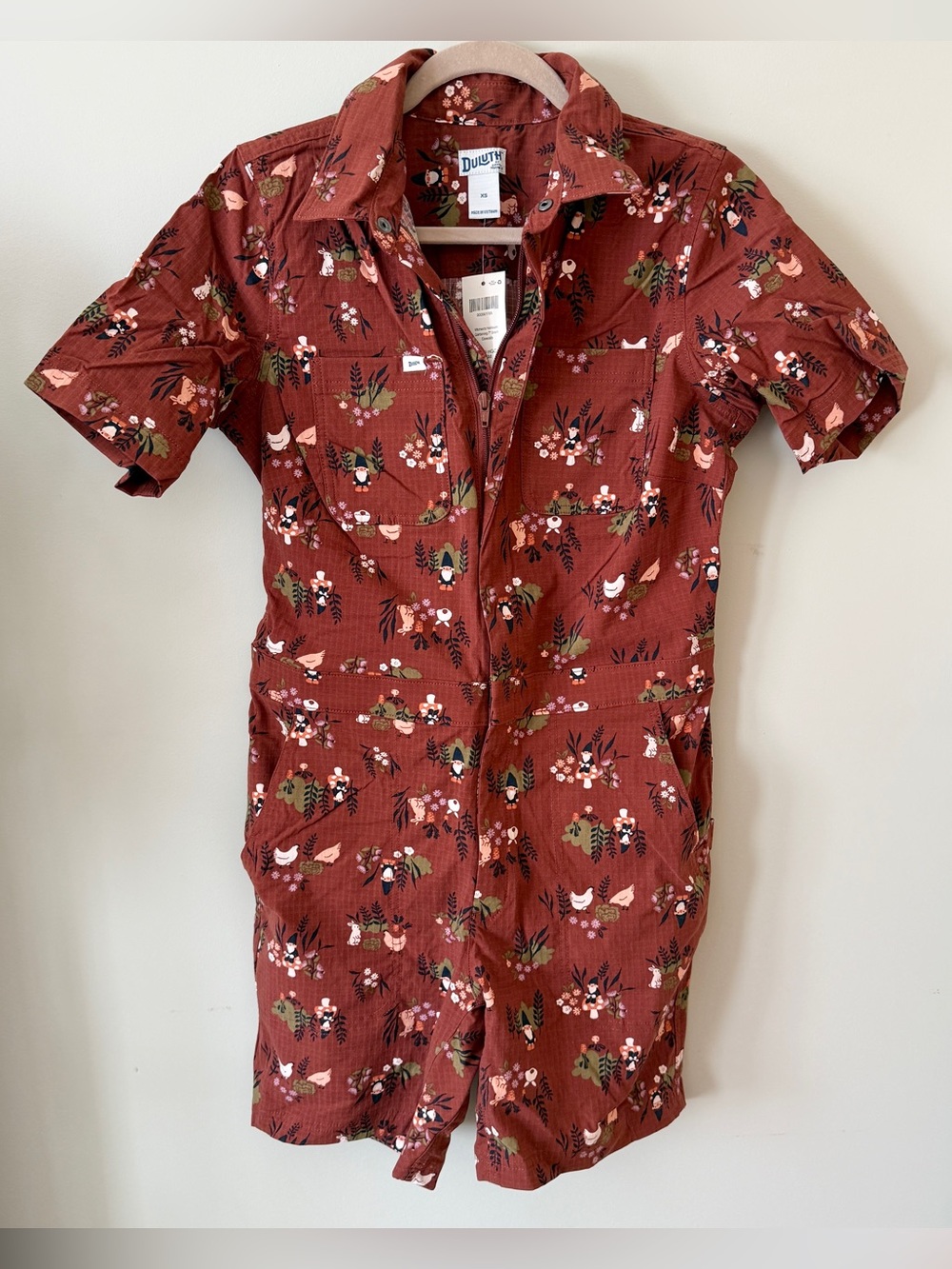 Women's Heirloom Gardening 7" Short Coveralls in Gnome Print
